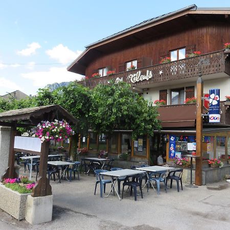 Les Tilleuls Le Biot Esterno foto