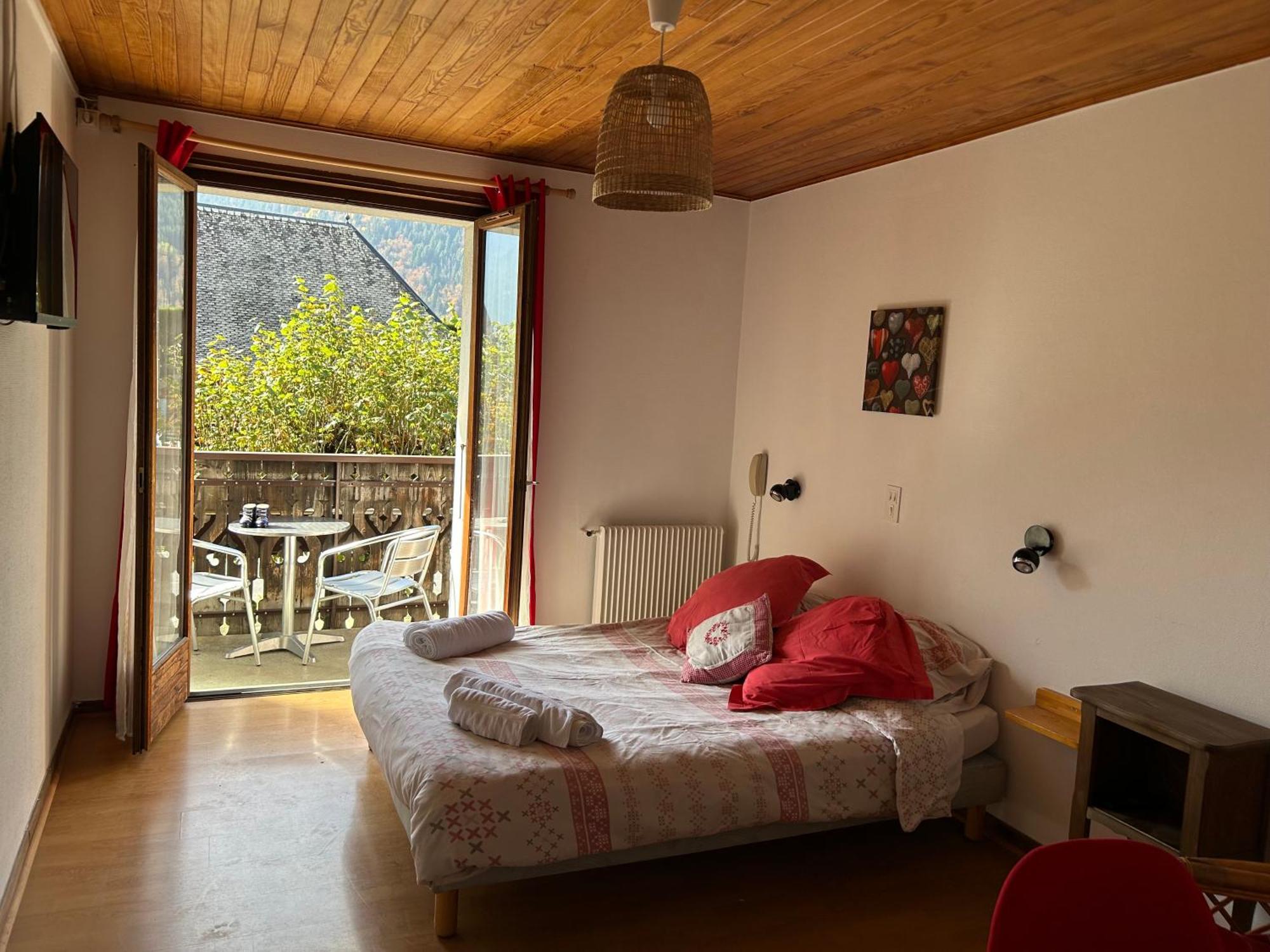 Les Tilleuls Le Biot Esterno foto