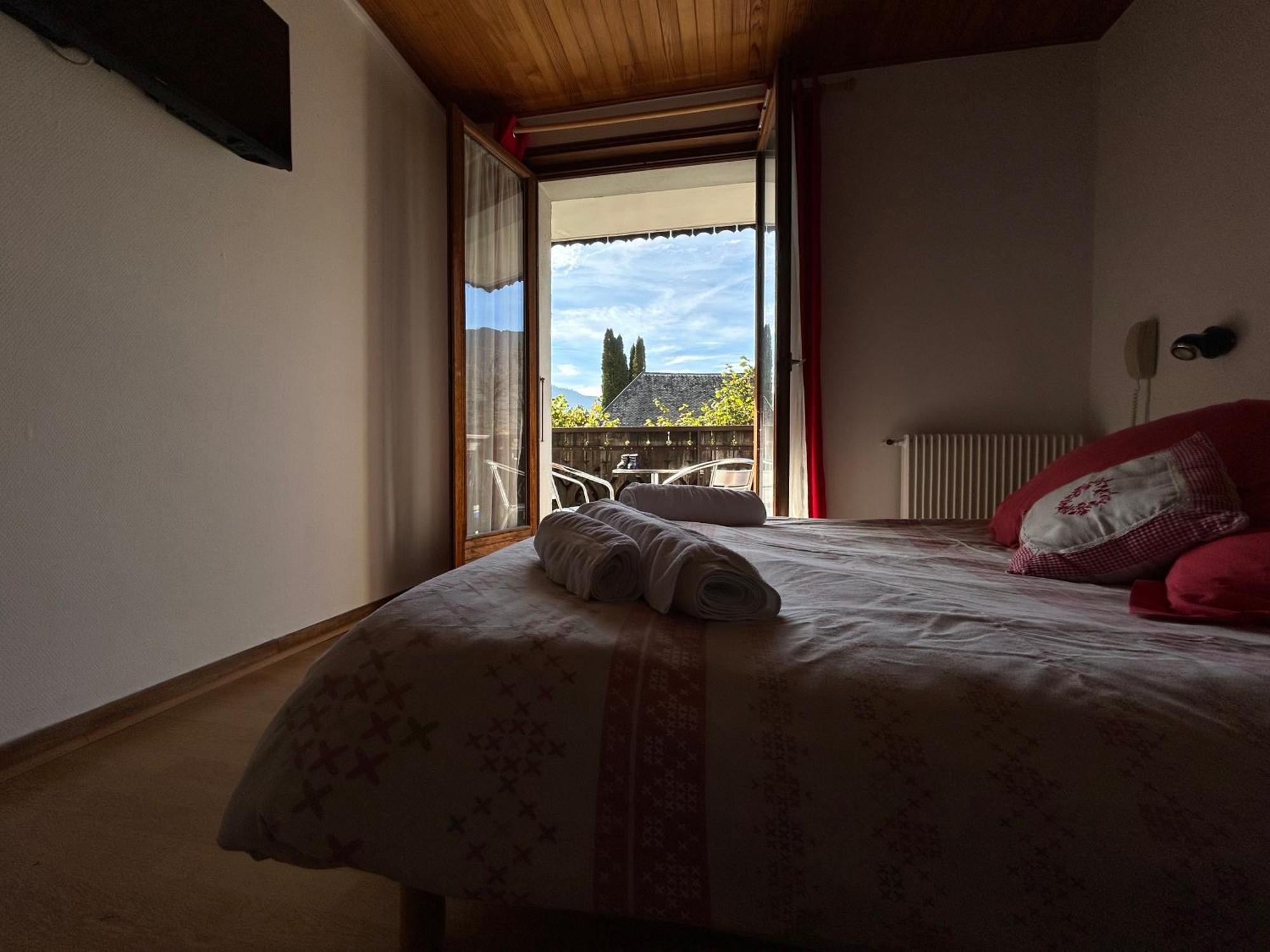 Les Tilleuls Le Biot Esterno foto