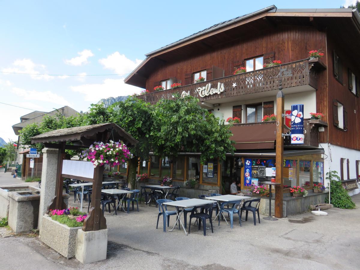 Les Tilleuls Le Biot Esterno foto